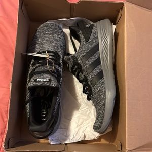Adidas lite racer men’s size 13